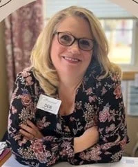 Deb, HR Manager